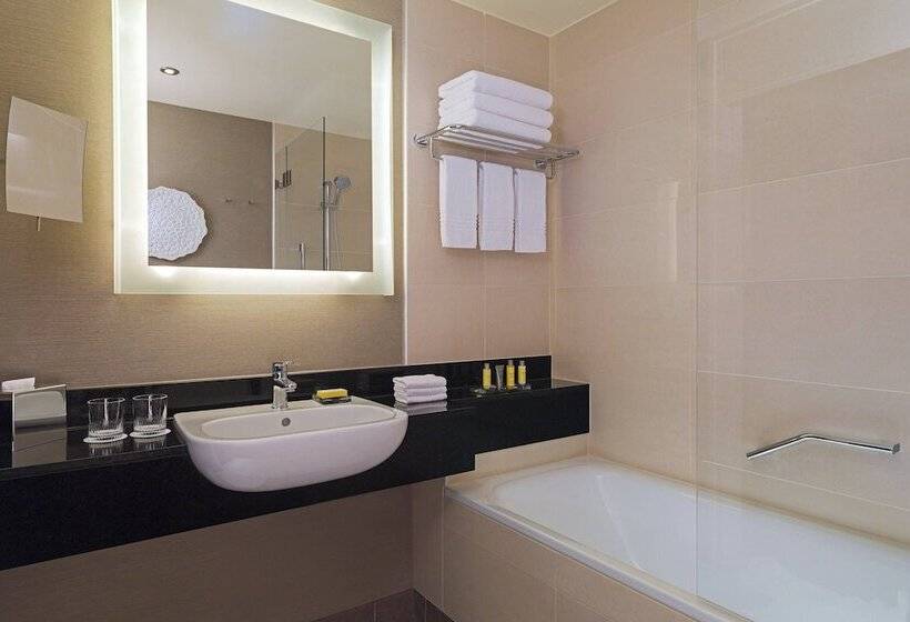 Номер Deluxe с Видом, Budapest Marriott
