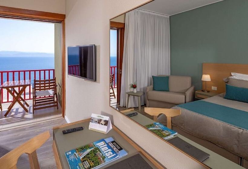 اتاق لوکس با چشم‌انداز دریا, Skiathos Palace