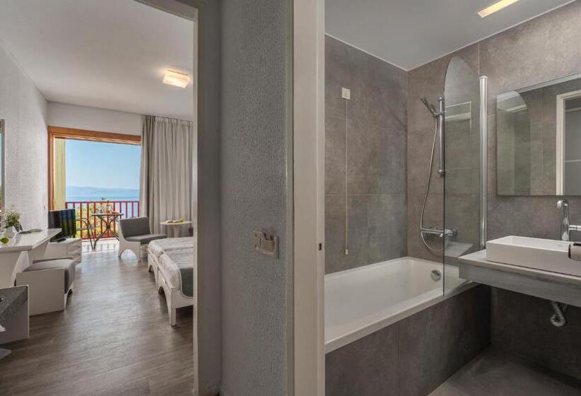 غرفة قياسية مطلّة علي البحر, Skiathos Palace