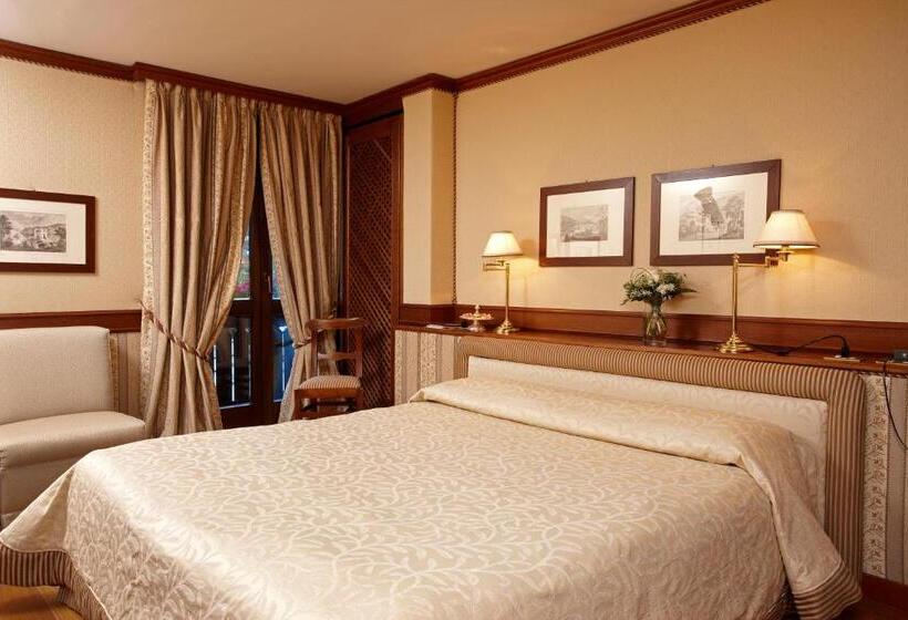 Номер Стандарт, Hermitage Relais & Châteaux