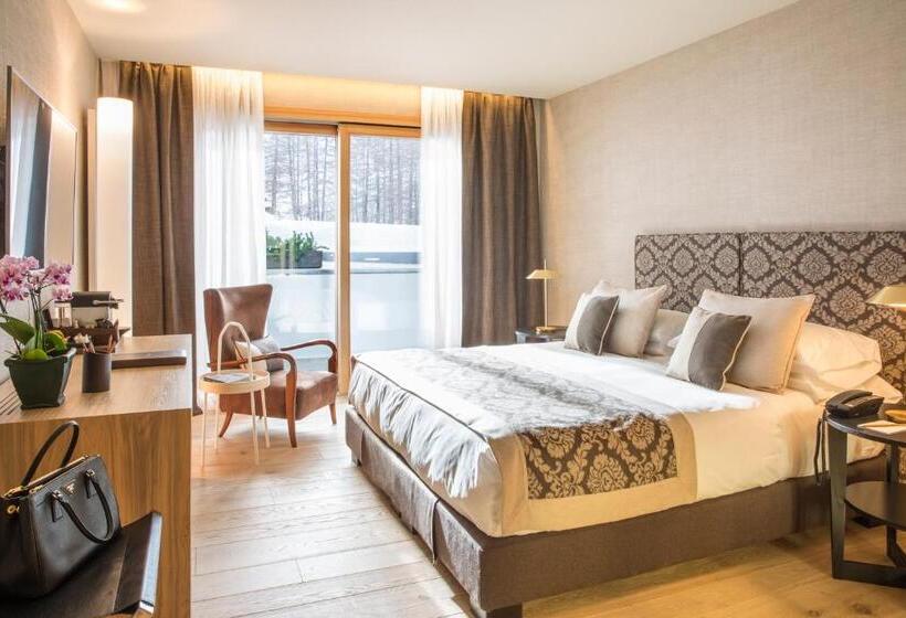 Номер Superior, Hermitage Relais & Châteaux