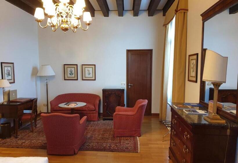 Полулюкс Вид на Сад, Villa Cipriani