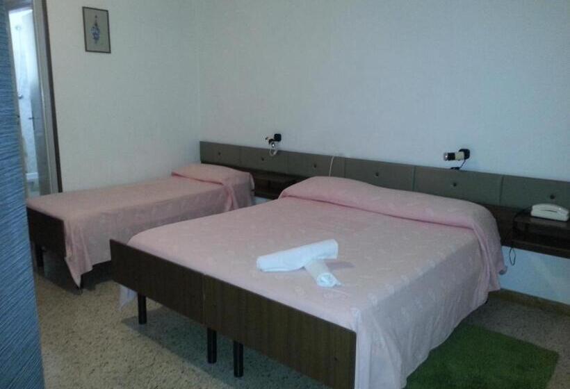 Номер Стандарт Трехместный, Gfh   Hotel Spiaggia D Oro