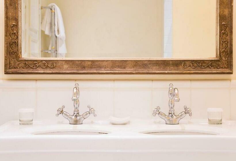 اتاق کلاسیک یک تخته, Grand Hotel Baglioni