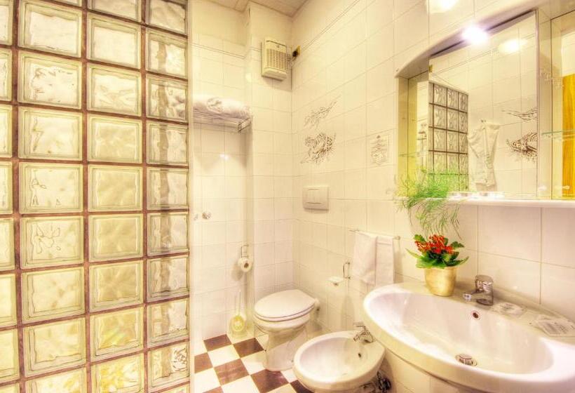 Номер Стандарт, Grand Hotel Milano