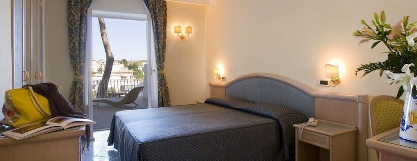 اتاق استاندارد یک نفره, Hermitage Resort & Thermal Spa