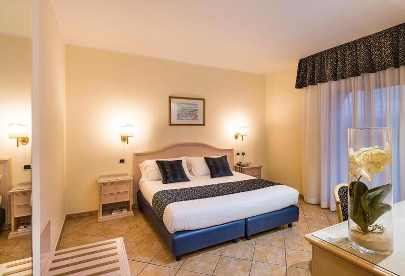 Номер Стандарт с Балконом, Sant Alphio Garden Hotel & Spa
