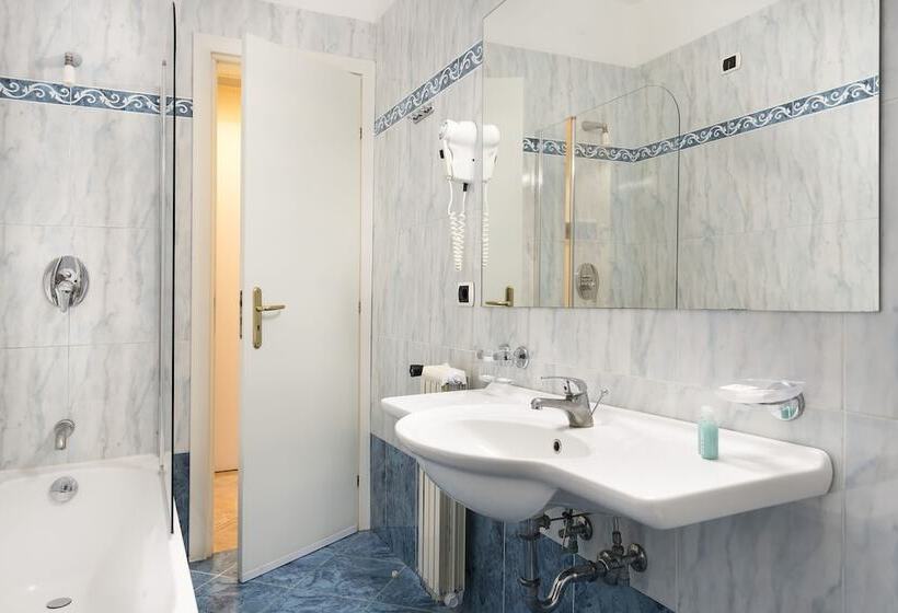 Четырехместный Номер Стандарт, Sant Alphio Garden Hotel & Spa