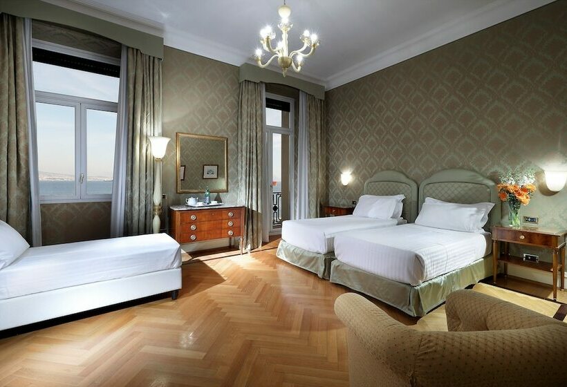 سوییت جونیور با چشم‌انداز دریا, Eurostars Hotel Excelsior