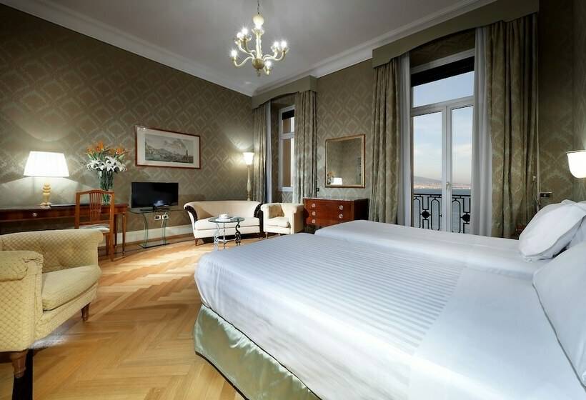 سوئیت اجرایی با چشم‌انداز دریا, Eurostars Hotel Excelsior