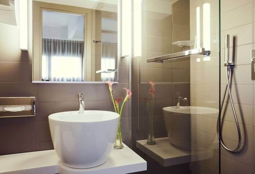 חדר סופריור עם נוף, Mercure Roma Centro Colosseo