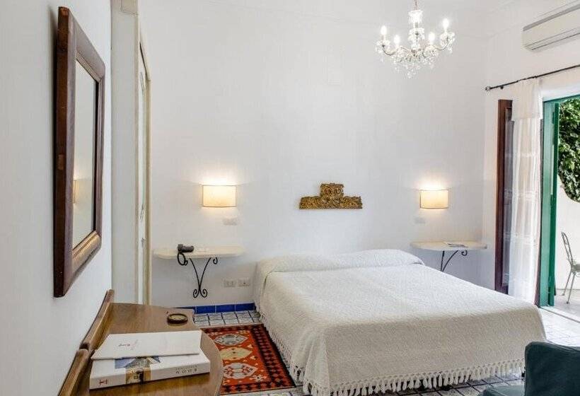 Quarto Estandar Vista Jardim, Poseidon