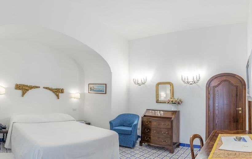 Quarto Estandar Vista Jardim, Poseidon