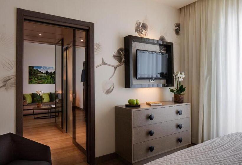 آپارتمان یک خوابه با دری مشترک که هال را جدا می کند., Starhotels Echo
