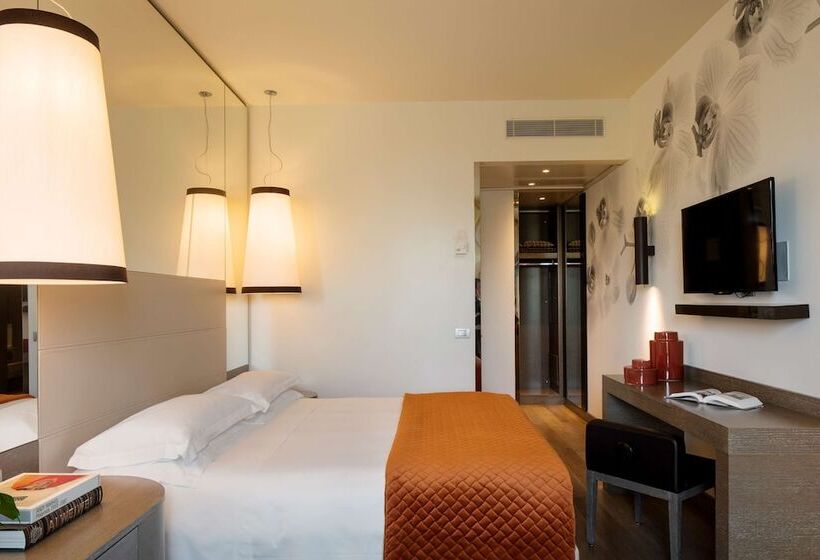 اتاق لوکس, Starhotels Echo