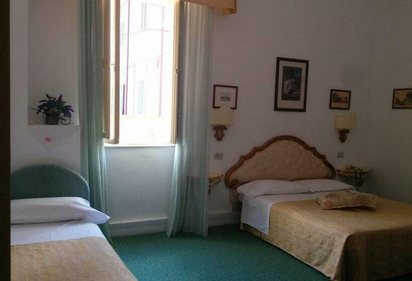 اتاق استاندارد سه نفره, Villa Kinzica