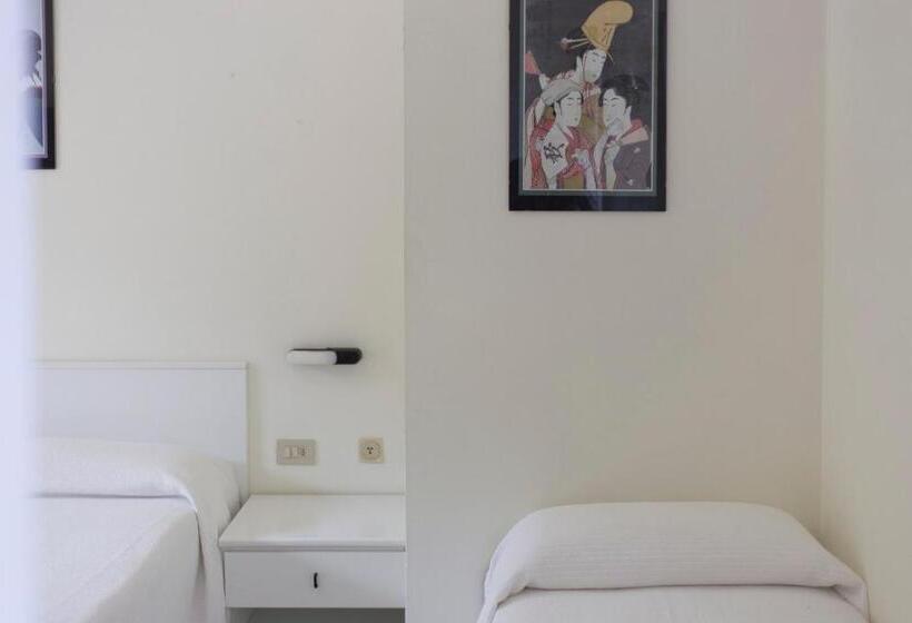 غرفة إقتصادية ثلاثية, Residence Hotel Villa Mare