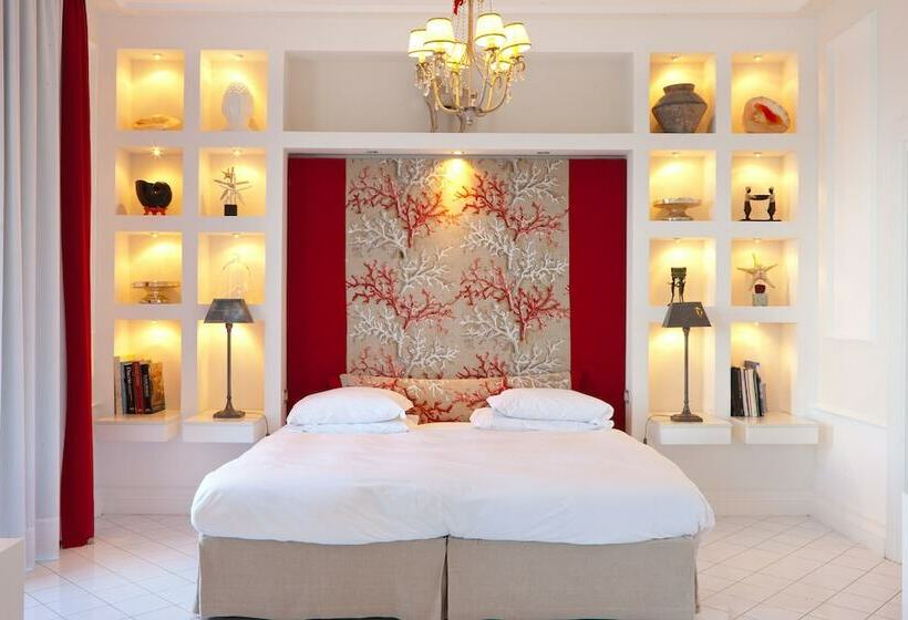 Quarto Deluxe Vista Mar com Sacada, Bellevue Syrene