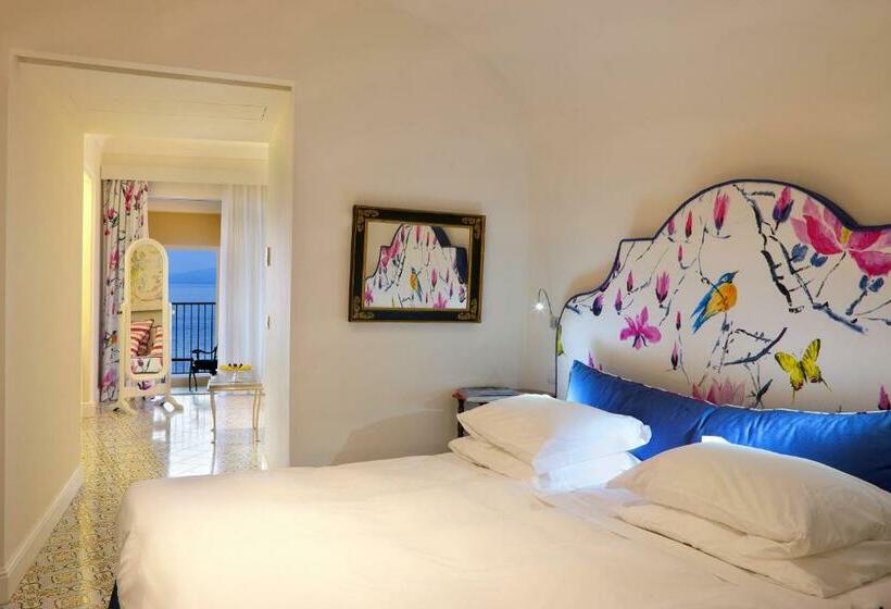 Quarto Superior Vista Mar com Varanda, Bellevue Syrene