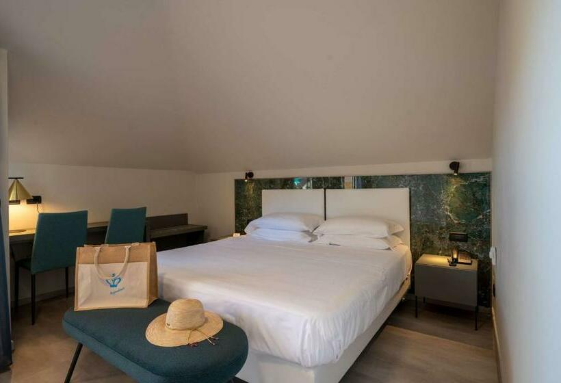 سوئیت 2 خوابه, Best Western Regina Elena