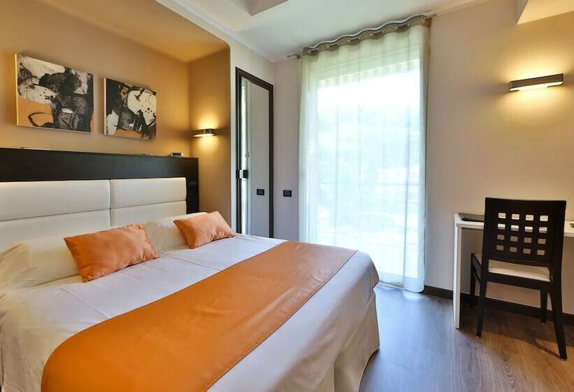 Номер Стандарт Двуспальная Кровать, Best Western Regina Elena