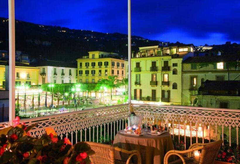 Апартаменты Deluxe 1 Спальня, Grand Hotel Excelsior Vittoria
