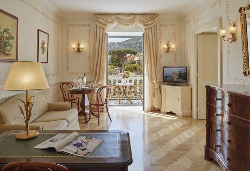 Полулюкс Вид на Сад, Grand Hotel Excelsior Vittoria