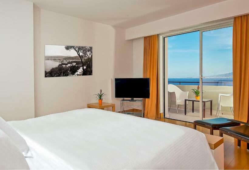 Номер Executive Вид на Море, Hilton Sorrento Palace