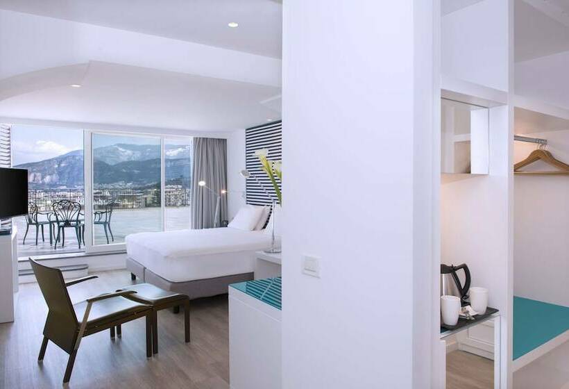 Номер Executive Вид на Море, Hilton Sorrento Palace