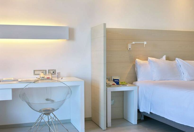 Номер Executive Вид на Море, Hilton Sorrento Palace