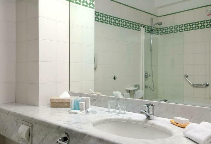 Семейный Номер, Hilton Sorrento Palace