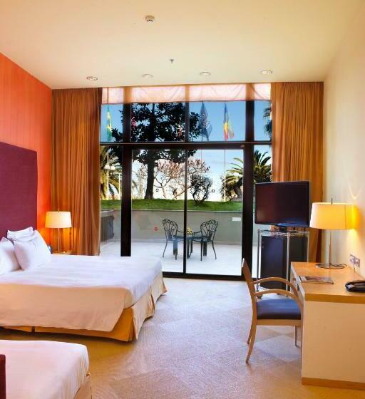 Семейный Номер Вид на Сад, Hilton Sorrento Palace