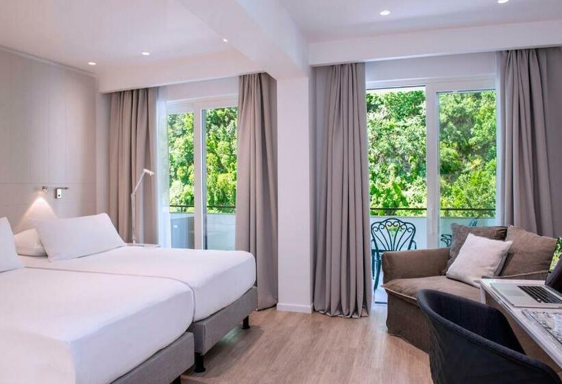 Трехместный Номер Superior, Hilton Sorrento Palace