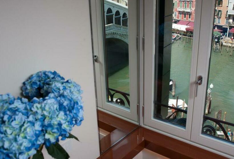 آپارتمان لوکس 1 خوابه, Rialto
