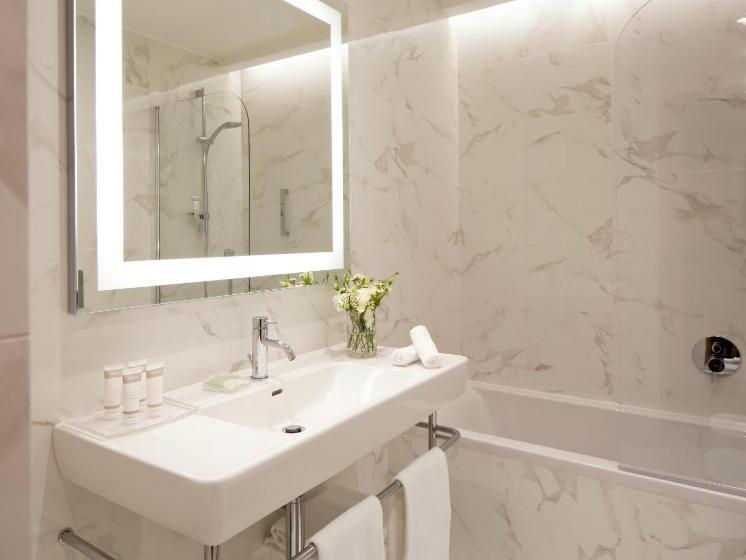 اتاق سوپریور, Starhotels Majestic
