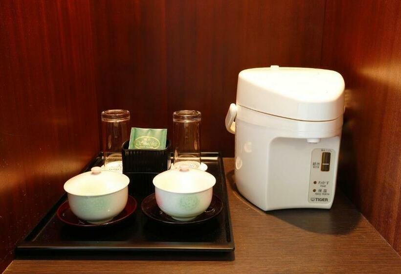 اتاق استاندارد یک نفره, Keisei Hotel Miramare