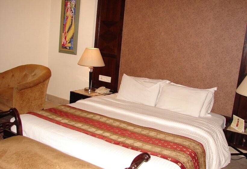 俱乐部房间, V Sarovar Portico Mi Road Jaipur