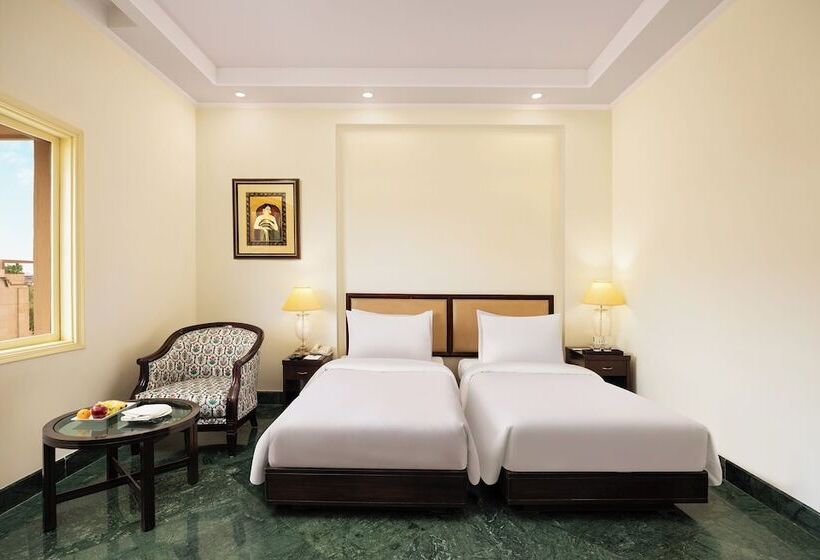 高级客房, V Sarovar Portico Mi Road Jaipur