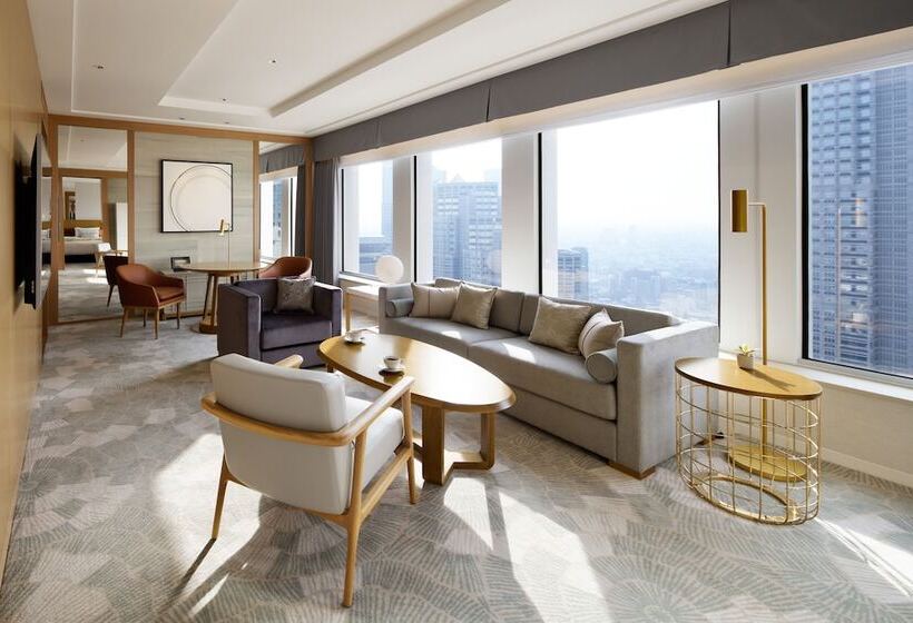 سوئیت پریمیوم, Keio Plaza Hotel Tokyo