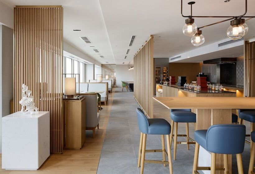 سوئیت پریمیوم, Keio Plaza Hotel Tokyo