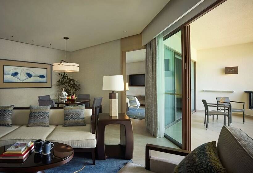 Люкс Executive Вид на Море, Shangri La Tanjung Aru, Kota Kinabalu