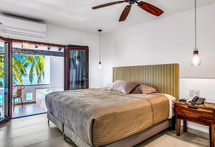 Deluxe Rum, Marboka Hotel & Suites