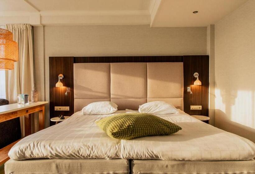 سوئیت با چشم‌انداز, Grand Hotel Opduin