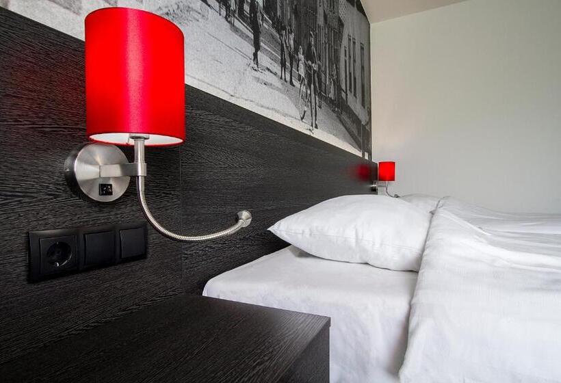 Номер Комфорт, Bastion Hotel Amsterdam Noord