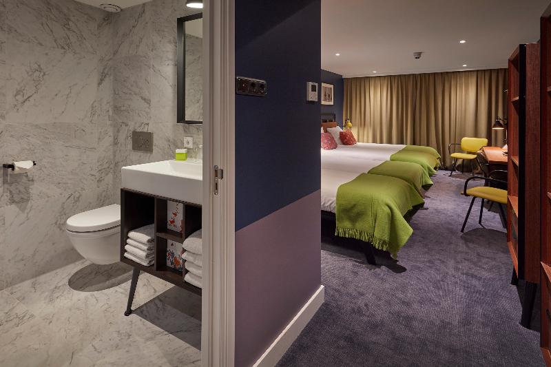 Standard Quadruple Room, Lion D Or