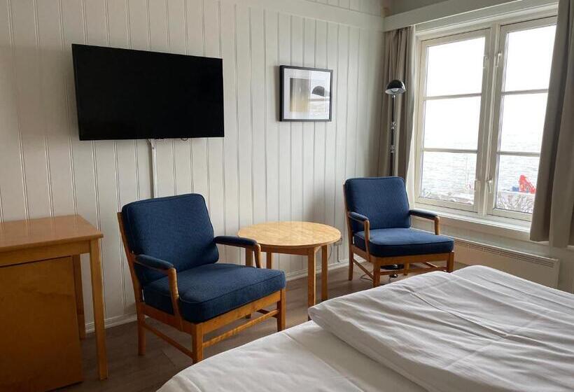Quarto Estandar Vista Mar, Risør