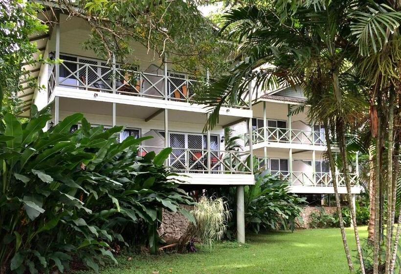 Номер Deluxe, Madang Resort