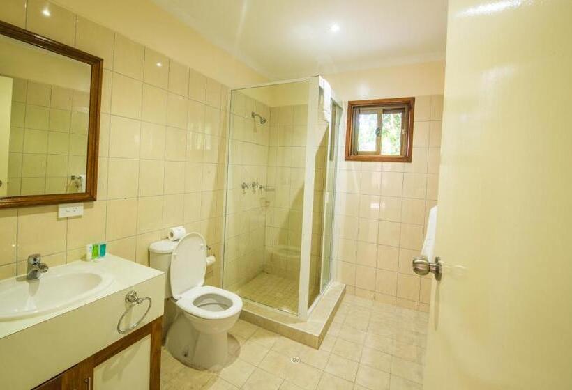 Президентский Люкс, Madang Resort