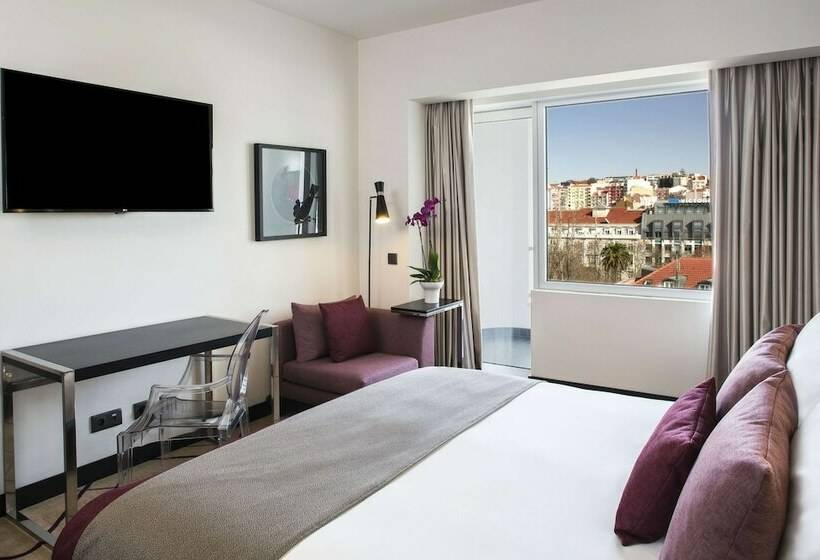 اتاق خانوادگی تودرتو, Avani Avenida Liberdade Lisbon
