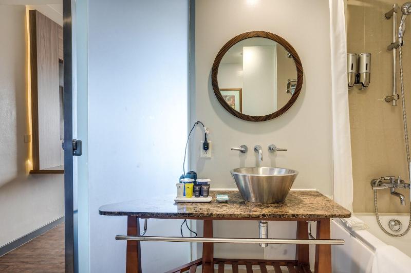 اتاق استاندارد, Holiday Inn Lisbon, An Ihg
